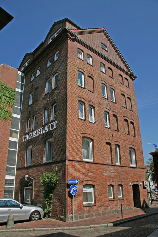 Zur Muehle - Hotel Am Fleth Buxtehude Exterior photo