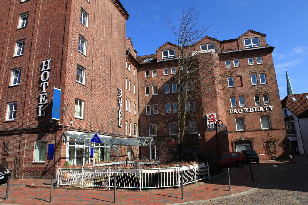 Zur Muehle - Hotel Am Fleth Buxtehude Exterior photo